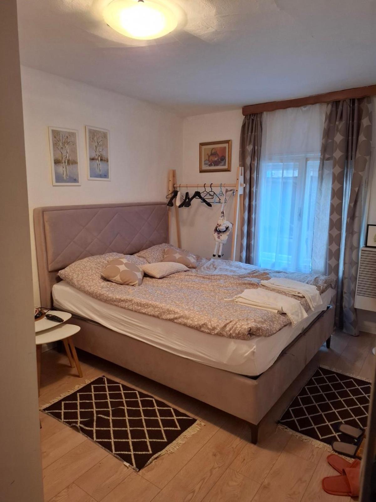Guesthouse Unique SJJ Habitación foto